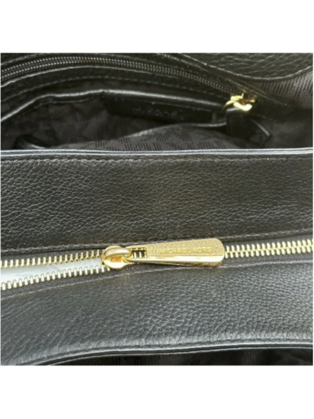 Michael Kors Large Black Pebbled Leather Shoulder Hobo Bag Gold Hardware EUC